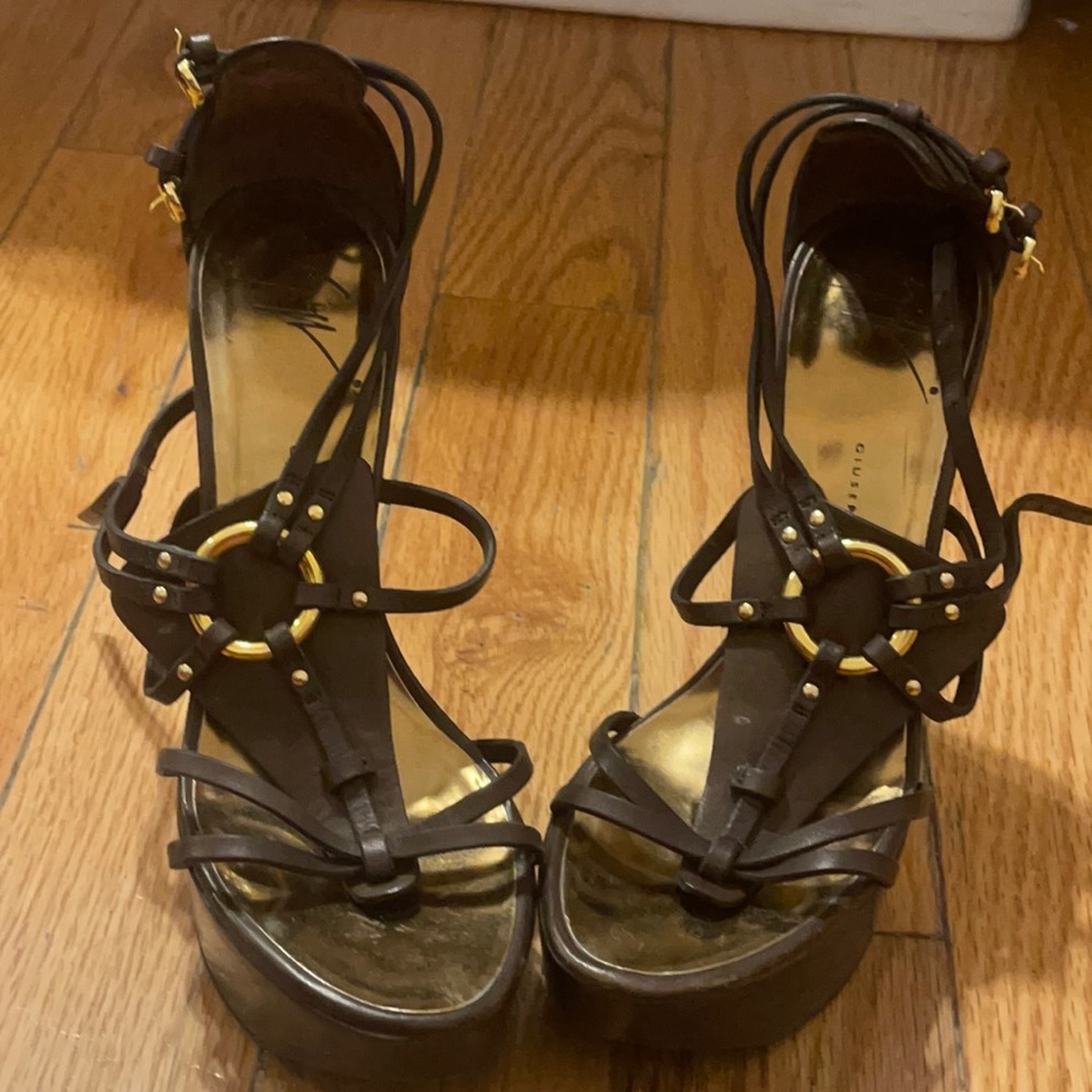 Size 37 Ciuseppe zanotte